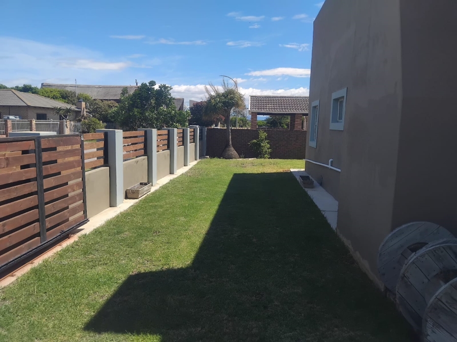 4 Bedroom Property for Sale in Kabeljauws Eastern Cape